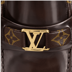 Alternative view of Major Loafer