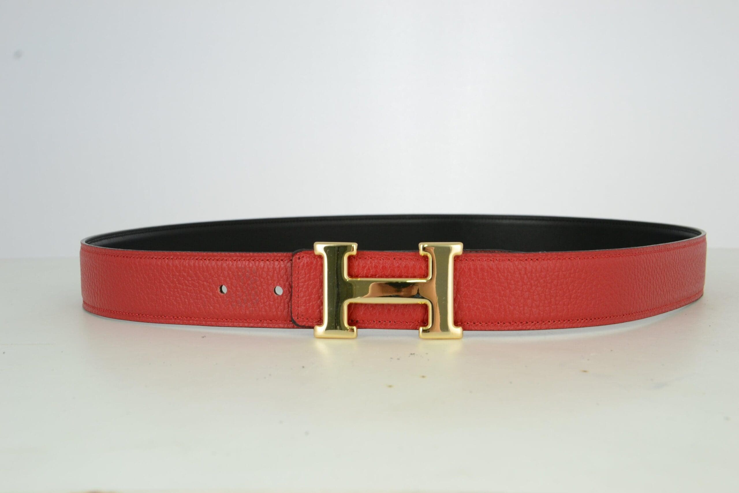 Reversible H Leather Belt Double Color Black & Red - Image 4