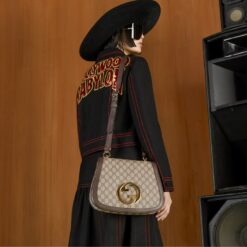 Alternative view of Gucci Blondie Medium Shoulder Bag 11.4in/ 29cm Beige/ Ebony GG Supreme Canvas Gold Hardware For Women ‎699210 96IWG 8745