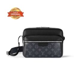 [True-to-ORIGINAL] Louis Vuitton Outdoor Messenger Bag Black For Men 26cm / 10.2in M30233