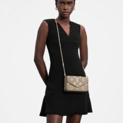 Alternative view of Louis Vuitton Pochette Felicie Shoulder Bag 8.3in/ 21cm Tourterelle Gray/ Cream Gold Hardware For Women M82610