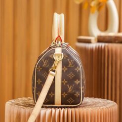 Alternative view of Louis Vuitton Speedy Bandouliere 25 Top Handle Bag 9.8in/ 25cm Brown Gold Hardware For Women M41113
