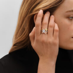 Alternative view of Louis Vuitton Idylle Blossom Ring, 3 Golds And Diamonds For Women- Q9F15Z